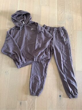 ALO - woman’s sweatsuit